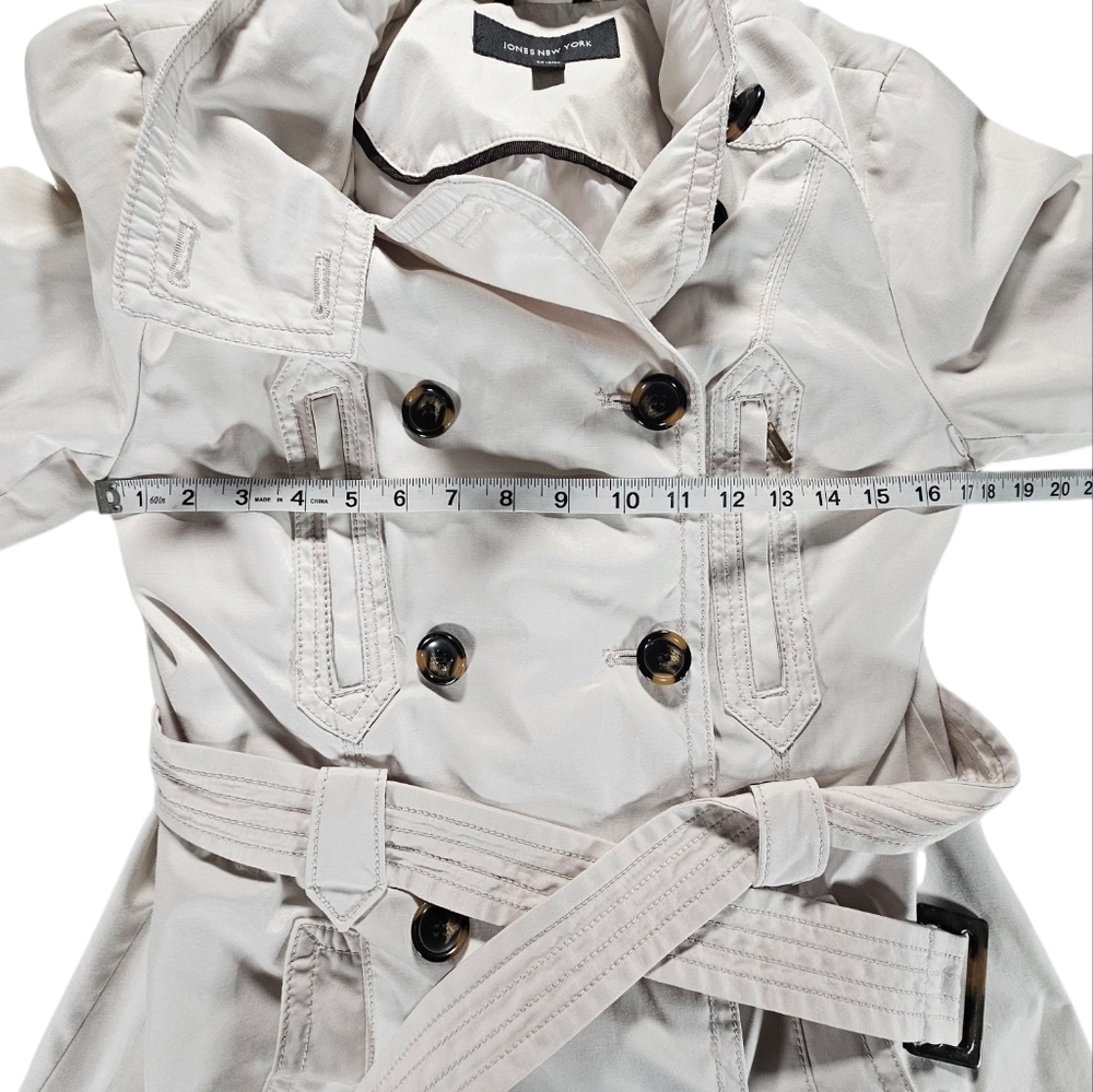 Jones New York Cream Double-Breasted Trench Coat with Belt Size Small - Picture 4 of 6